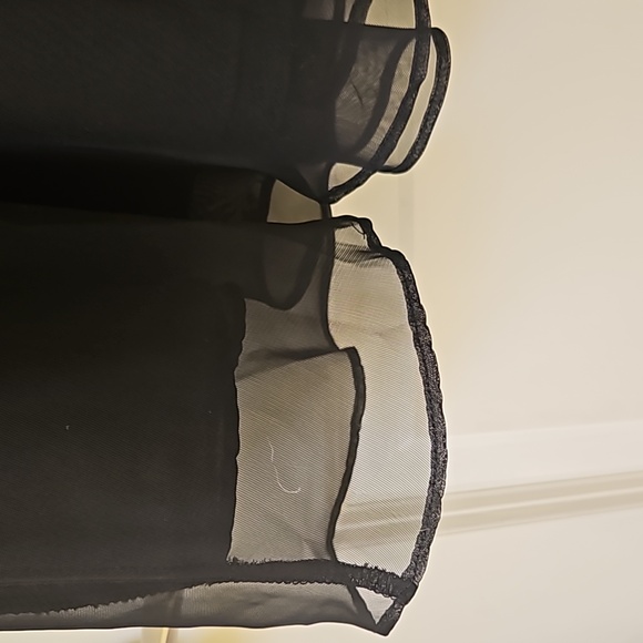 Lady's MANTLE Long Skirt Size 8 Petite - Picture 3 of 5